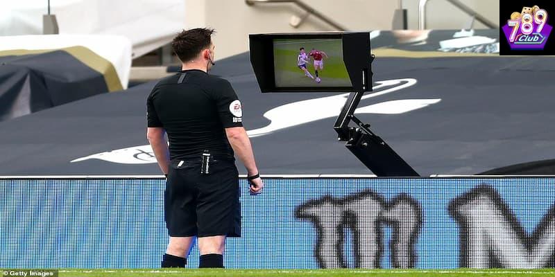 Công nghệ VAR Công nghệ VAR yếu tố làm nên sự khác biệt